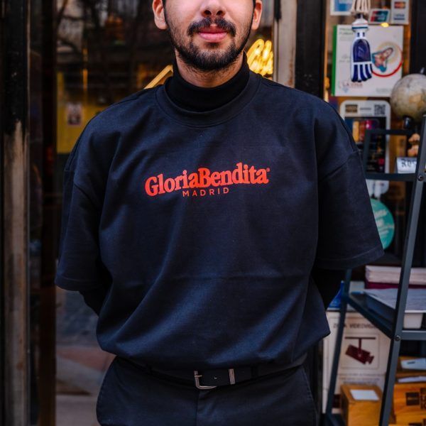 Merchandising: camisetas Gloria Bendita