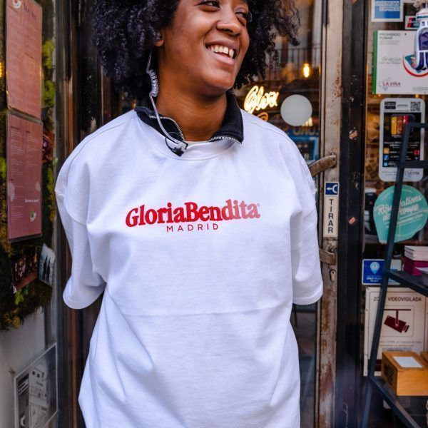 Merchandising: camisetas Gloria Bendita